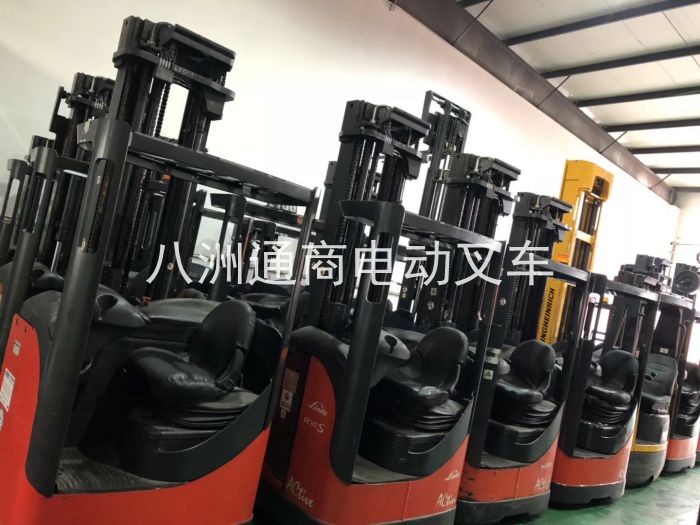 德國原裝進(jìn)口二手林德電動(dòng)叉車 (10)