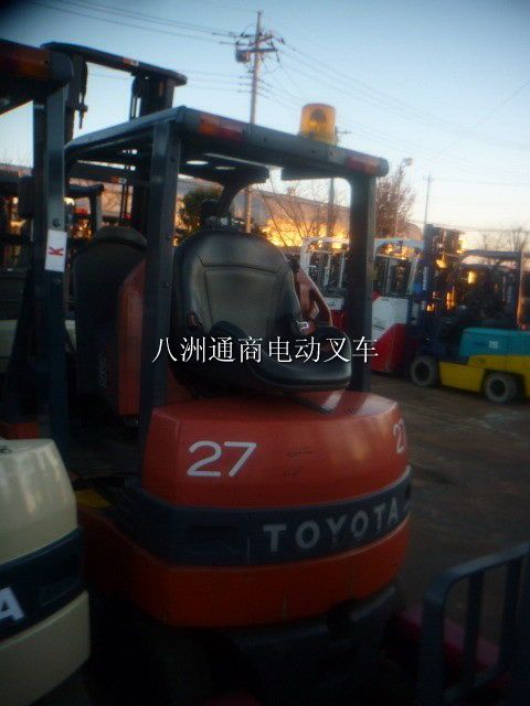 電動叉車