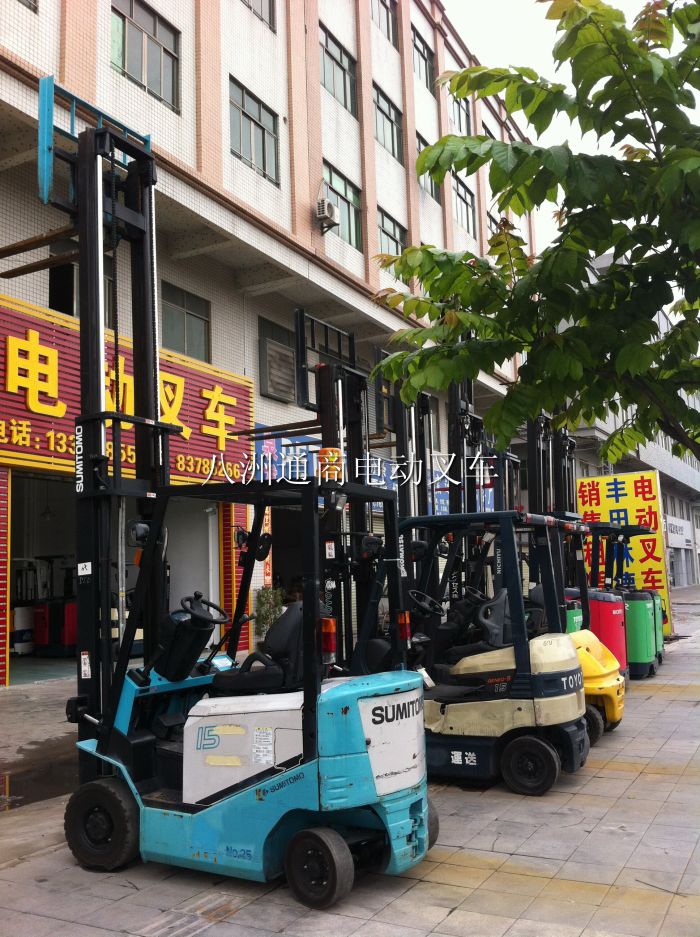 平衡重叉車