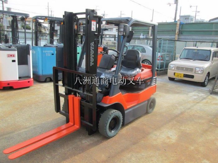 平衡重叉車