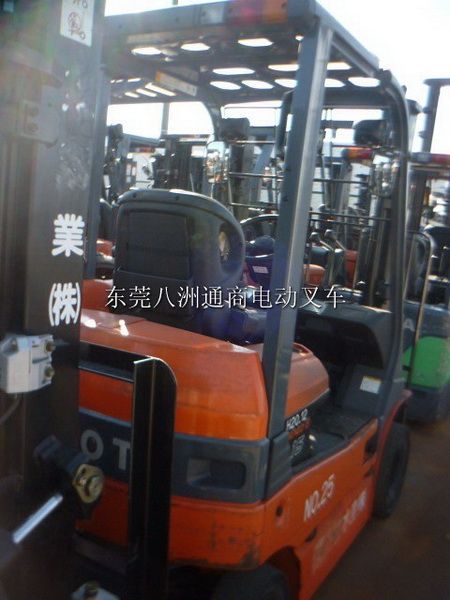 豐田：平衡重2節(jié)3米..