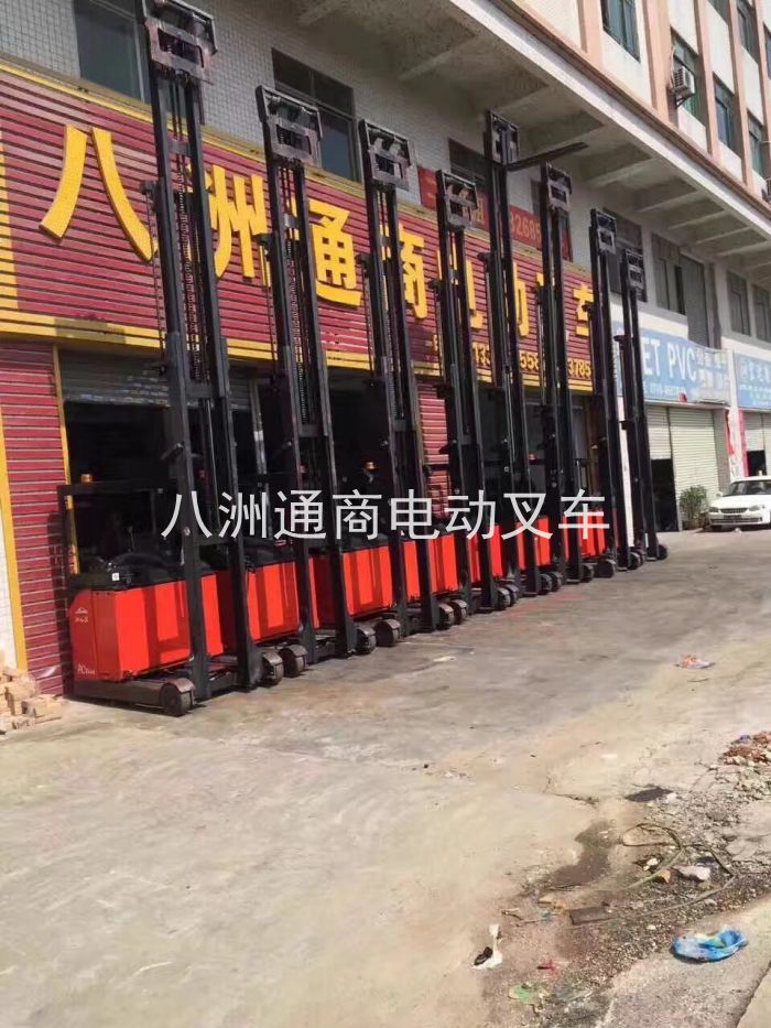 德國原裝進口二手林德電動叉車 (20)